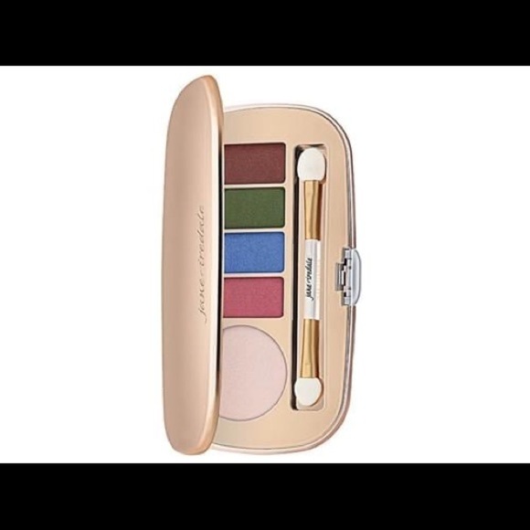 Eye Shadow Kit - Picture 2 of 3